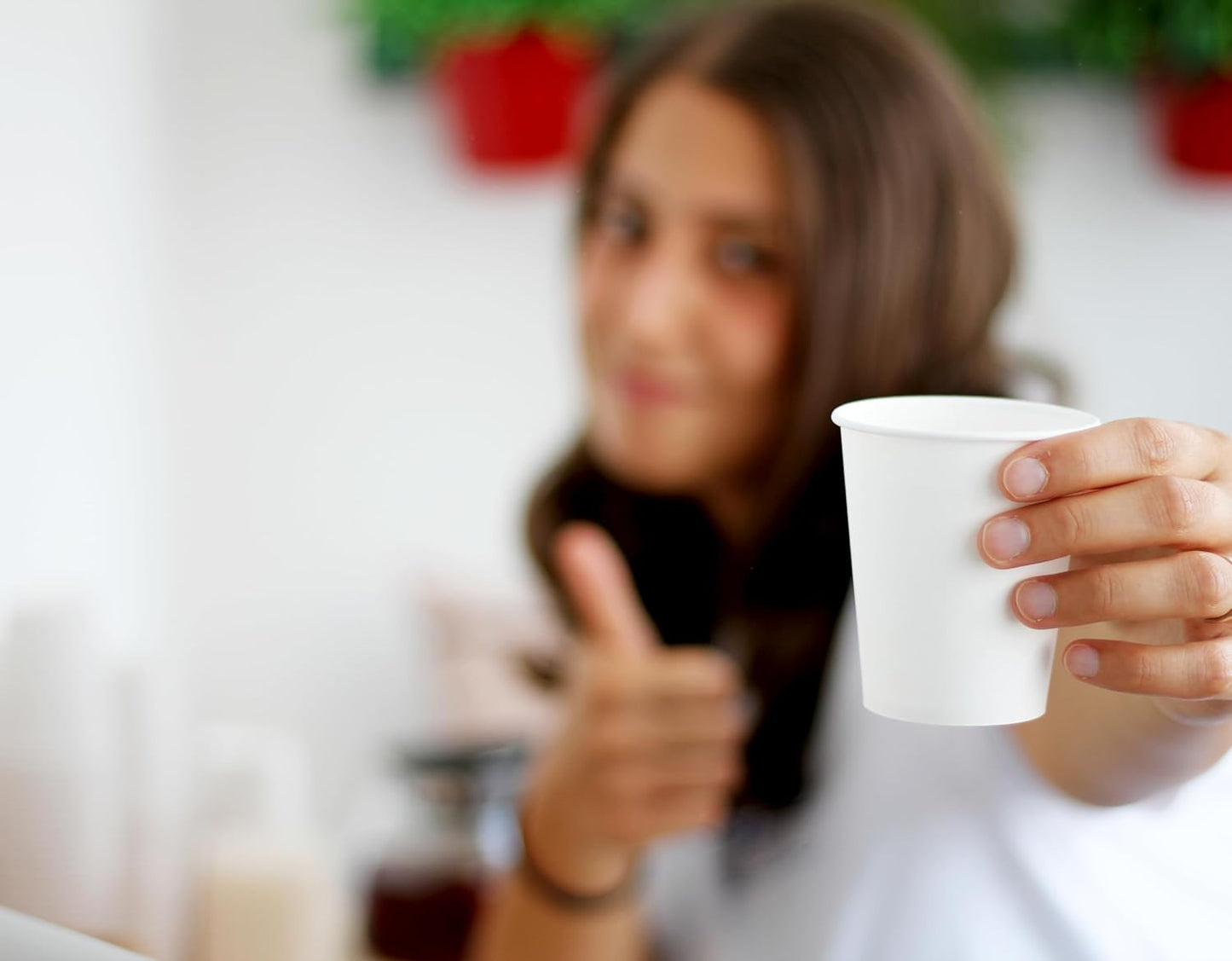 Vasos de papel Caramont de 7 oz con agitadores de madera, ecológicos y desechables, resistentes al calor, para bebidas frías y calientes en cartón de calidad, ideales para café, té, cumpleaños, etc. -400 